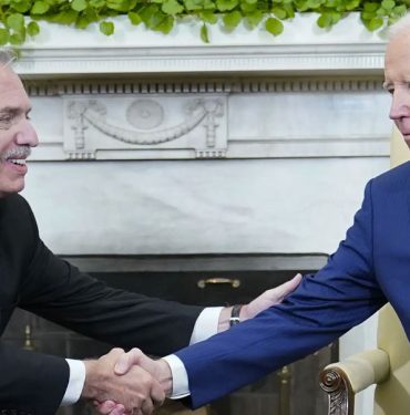 Arjantin ve Latin Amerika Müttefikleri, IMF Müzakereleri İçin Biden'dan Destek İstiyor 8 Alberto Ángel Fernández ve Joe Biden