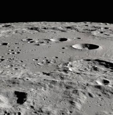 Ay'a İnsanlı Misyon Ertelendi: NASA, 2026 Yılını İşaret Ediyor 8 Ay fotoğrafı, NASA