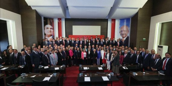 CHP Kurultay Takvimi Tartışıldı ve Yeni MYK’ye Yetki Verildi