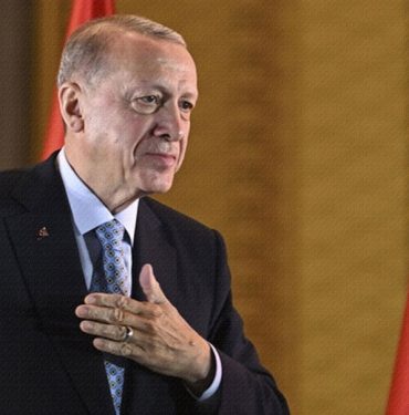Cumhurbaşkanı Erdoğan, Göreve Başlama Töreninde Konuklara Hatıra Para Hediye Etti 5 Recep Tayyip Erdoğan