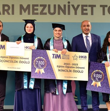 Hazır Giyim Sektöründe 40 Milyar Dolarlık İhracat Hedefi: Eğitimin Gücü 4 Hazır giyim sektörü eğitimi İHKİB ve TİM