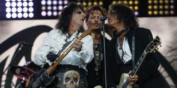 Hollywood Vampires, Depremzedelere Destek Oluyor: İstanbul Konser Geliri Bağışlanacak