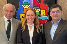 İş Portföy ve TEV'den Eğitime Sürdürülebilir Destek Modeli 1 Türk Eğitim Vakfı (TEV) Yönetim Kurulu Başkanı Prof. Dr. Mehmet Şükrü Tekbaş, Türk Eğitim Vakfı (TEV) Genel Müdürü Banu Taşkın, İş Portföy Genel Müdürü Burak Sezercan