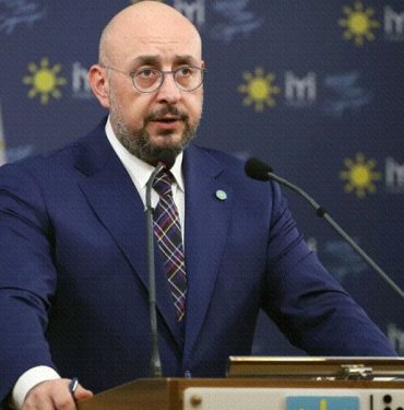 İYİ Parti'den Bomba Açıklama: Seçim İttifakı Sonlanmıştır 8 İYİ Parti Genel Sekreteri Uğur Poyraz