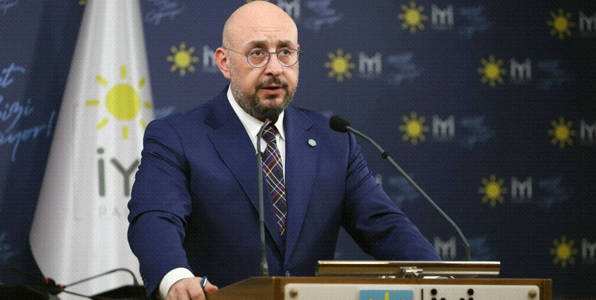 İYİ Parti'den Bomba Açıklama: Seçim İttifakı Sonlanmıştır 2 İYİ Parti Genel Sekreteri Uğur Poyraz