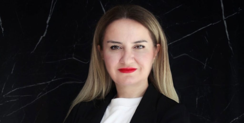 Gözde Yıldırım Ansari, Lufian