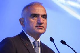 Mehmet Nuri Ersoy: Türkiye'nin Kültür ve Turizm Bakanı 12 Mehmet Nuri Ersoy, Kültür ve Turizm Bakanı