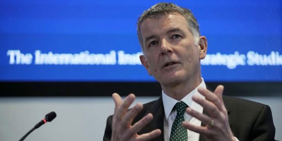 MI6 Başkanı Richard Moore’un Hakan Fidan’la İlgili Twitter Gafı