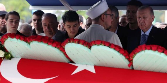 Sabah Gazetesi Başyazarı Mehmet Barlas Son Yolculuğuna Uğurlandı