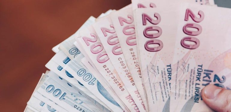 Türk Lirası Mevduat Faizleri Yüzde 50'ye Ulaştı: Bankacılık Sektörü TL Mevduatlarını Çekmek İçin Yarışıyor! 1 Türk Lirası