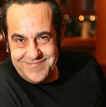 Özkan Uğur