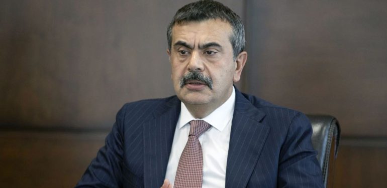 Yusuf Tekin, 5 Yıl Aradan Sonra Milli Eğitim Bakanı olarak Bakanlık Görevine Geri Döndü 6 Yusuf Tekin, Milli Eğitim Bakanı
