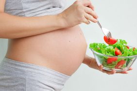 Hamilelikte Doğru Beslenme: Sağlıklı Anne ve Bebek İçin Öneriler 1 Hamilelikte Doğru Beslenme