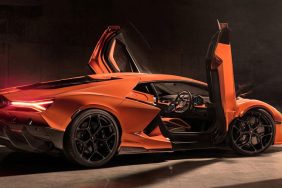 Lamborghini'den Elektrikli Dönüşüm: İçten Yanmalı Son Model Satıldı 4 Lamborghini