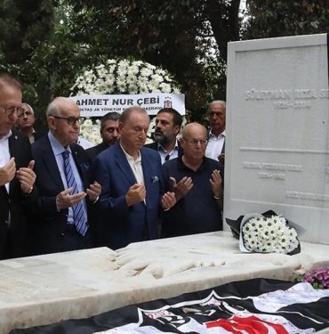 Beşiktaş Onursal Başkanı Süleyman Seba Anıldı 3 Süleyman Seba mezarlıkta anıldı