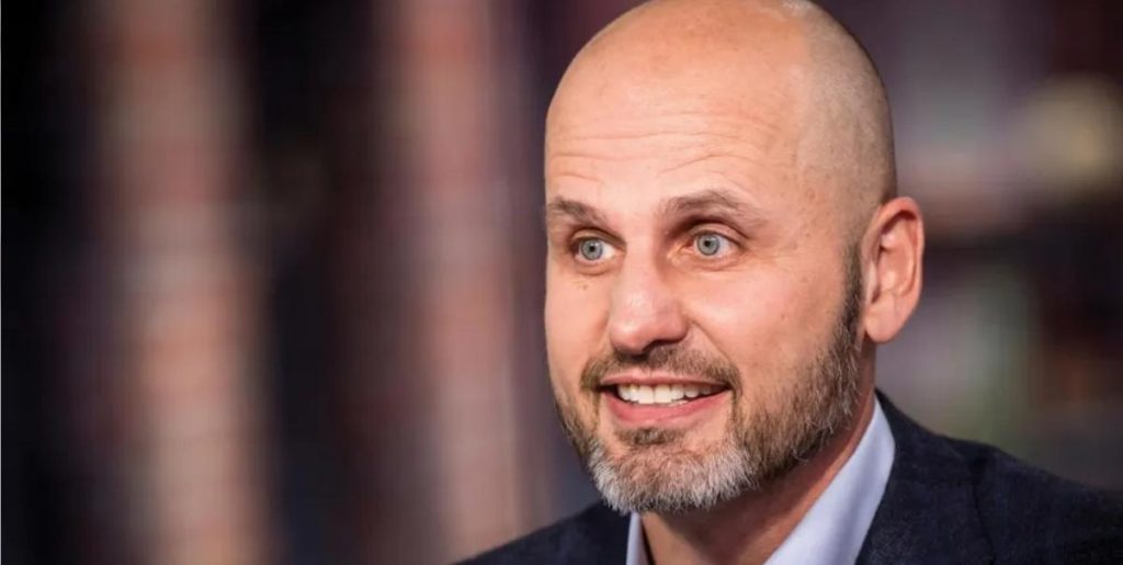 Humu'nun kurucu ortağı Laszlo Bock, San Francisco, California'da bir Bloomberg Technology televizyon röportajında konuşuyor.