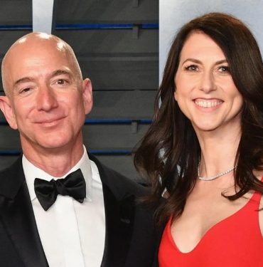 MacKenzie Scott, Servetinin Yarısını Hayır Kurumlarına Bağışlıyor 7 Jeff Bezos, MacKenzie Scott