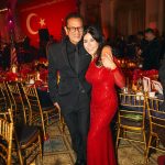Amerikan Türk Cemiyeti, New York'ta Türkiye Cumhuriyeti'nin 100. Yılını Muhteşem Bir Gala ile Kutladı 4 Naeem Khan, Suzan Sabancı