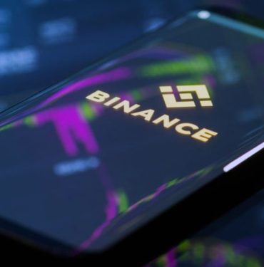 Binance, 5 Yeni Altcoin'i Listeye Eklerken, 15 Coin'i Ruble Paritesinden Çıkarıyor 7 Binance
