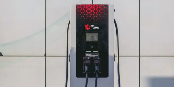 ENYAKIT, Elektrikli Araç Sektöründe Devrim Yaratıyor: Türkiye’nin İlk Hızlı Şarj Ağı