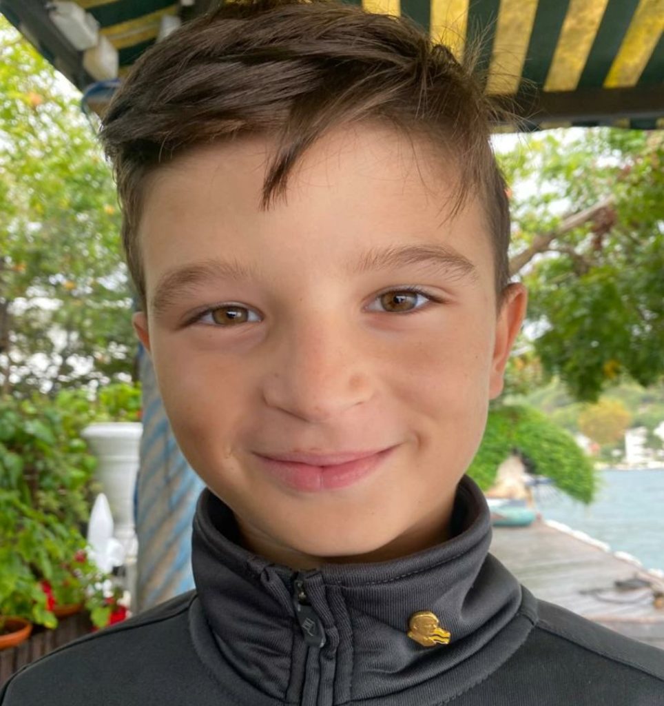 Ali Koç'tan Ercüment Ercü Karacan'a Anlamlı Rozet 1 Ercüment Ercü karacan