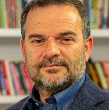 Habertürk’te Flaş Gelişme: Deneyimli Gazeteci Kemal Öztürk’ün Beklenmedik İstifası 8 Deneyimli Gazeteci Kemal Öztürk