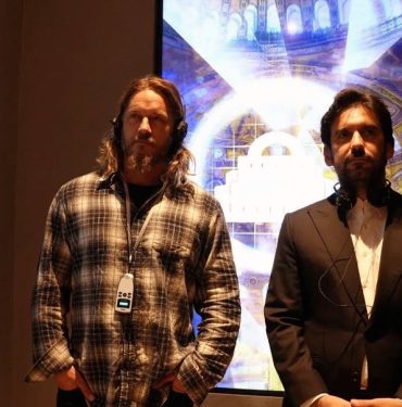 Vikings Yıldızı Travis Fimmel İstanbul'u Keşfetti: Ayasofya ve Kültürel Zenginliklerle Tanıştı 3 Travis Fimmel İstanbul'da