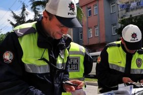 2024 Trafik Cezaları Açıklandı: Hız Sınırını Aşanlar 4 Bin Lira Cezaya Hazır Olmalı 4 2024 Trafik cezaları, Trafik Polisi