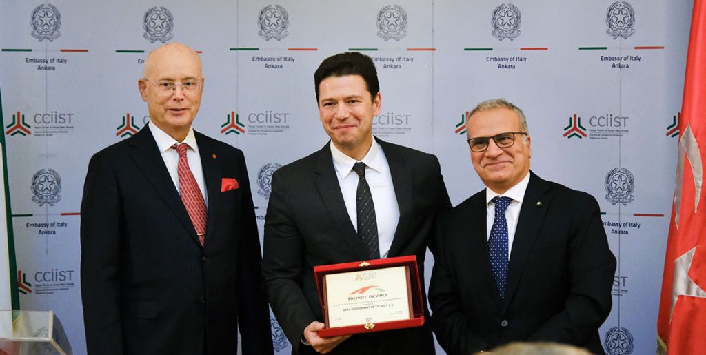Desa Der İkili Ticari İlişkilerde Yatırımcı Ödülleri Ödülü