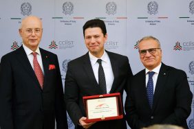Desa Deri, İtalyan Ticaret ve Sanayi Odası Derneği'nin Ödülünü Kazandı 2 Desa Der İkili Ticari İlişkilerde Yatırımcı Ödülleri Ödülü