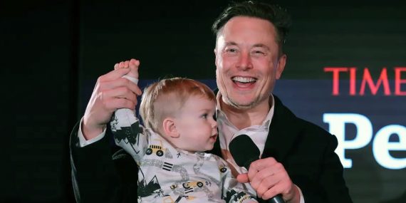 Elon Musk, İnsanlara ‘Çocuk Yapın’ Çağrısında Bulundu ve Göçün Sorunlarına Dikkat Çekti