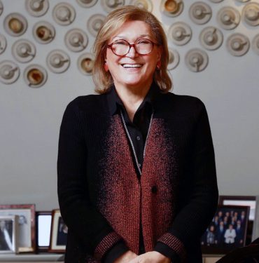 Güler Sabancı, Forbes'ın "Dünyanın En Güçlü 100 Kadını" Listesinde 4 Sıra Birden Yükseldi 2 Güler Sabancı