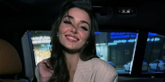 Hande Erçel, Riyad Gecelerinde Göz Kamaştırdı! Güzelliğiyle Büyüledi