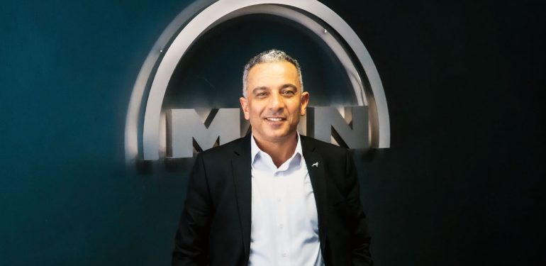 MAN Türkiye A.Ş., Ar-Ge Çalışmalarıyla Türkiye'nin En Fazla 'Faydalı Model' Başvurusu Yapan Şirketi Oldu 1 MAN Türkiye A.Ş. Ar-Ge’den Sorumlu Yönetim Kurulu Üyesi Kenan AKÇAY