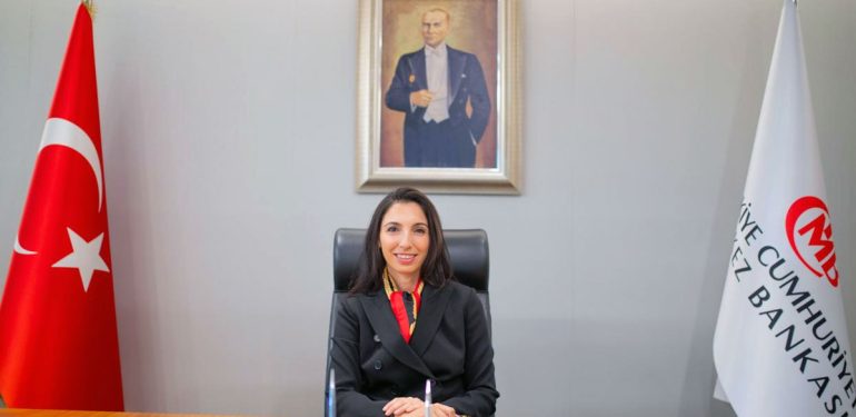 TCMB Başkanı Hafize Gaye Erkan İstanbul'daki Ev Pahalılığı Nedeniyle Annesinin Yanına Taşındı 6 Hafize Gaye Erkan
