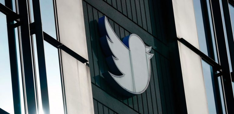 Eski Twitter Çalışanı, İkramiye İddiasında Haklı Bulundu: Twitter'a Karşı Açılan Davada Önemli Karar 1 Eski Twitter Çalışanı, İkramiye İddiasında Haklı Bulundu: Twitter'a Karşı Açılan Davada Önemli Karar