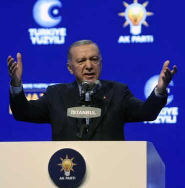 AK Parti, İstanbul İlçe Belediye Başkan Adaylarını Açıkladı 4 Cumhurbaşkanı Recep Tayyip Erdoğan