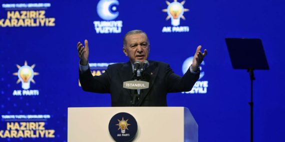 AK Parti, İstanbul İlçe Belediye Başkan Adaylarını Açıkladı