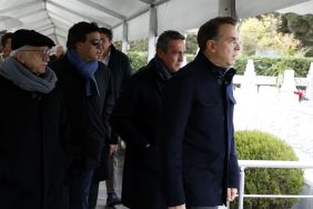 Ali Karacan ve Ali Koç, Mustafa vehbi koç'u anma töreninde