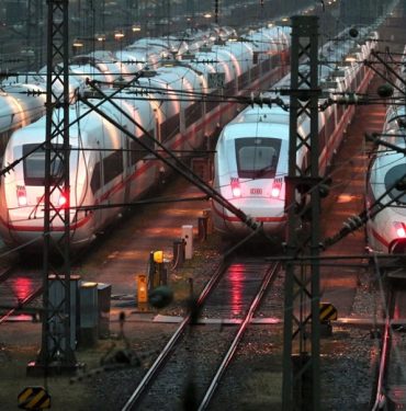 Almanya'da Altı Günlük Demir Yolu Grevi Başlıyor 8 Almanya'da Grev
