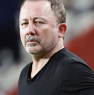 Sergen Yalçın, Süper Lig'e Antalyaspor ile Geri Dönüyor 5 Sergen Yalçın