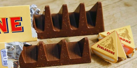 Türkiye’de Satılan Toblerone Çikolatalarda Plastik Madde Skandalı: Toplatma Kararı Alındı