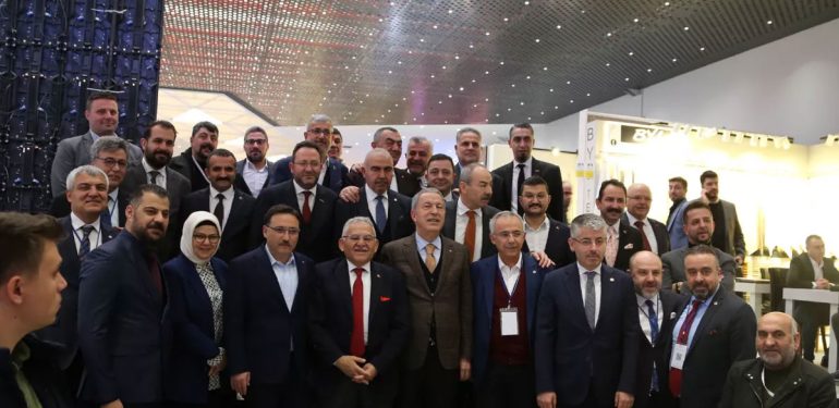 Uluslararası İstanbul Mobilya Fuarı: Türk Mobilya Sektörünün Global Vitrini 6 Uluslararası İstanbul Mobilya Fuarı