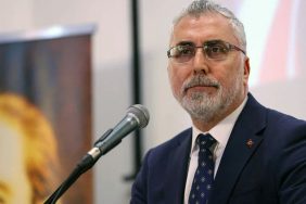 Bakan Işıkhan'dan İş Kanunu Müjdesi: Toplantılar Başladı! 4 Çalışma ve Sosyal Güvenlik Bakanı Vedat Işıkhan
