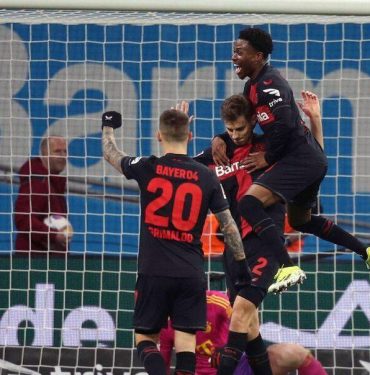 Bayer Leverkusen Tarihe Geçti: Bayern Münih'in Rekorunu Kırdı! 4 Bayer Leverkusen Futbol Takımı