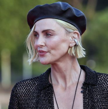 Charlize Theron'un Malikanesi İstanbul'un Lüks Semtlerine Rakip Olamıyor 2 Charlize Theron