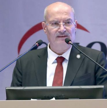 Ticari Kredi Kartlarındaki Taksit Sayısının Artırılması Talebi 3 Ankara Ticaret Odası (ATO) Başkanı Gürsel Baran
