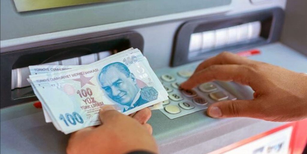 ATM'den Para Çekme