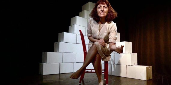 Devrimci Bir Kadının Hikayesi: Ulrike Sahneye Çıkıyor
