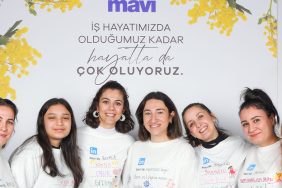 Mavi, 8 Mart Kadınlar Günü'nde "Çok Olan" Kadınları Kutladı 2 Mavi, 8 Mart Kadınlar Günü Kutlaması